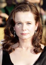 How tall is Emily Watson?